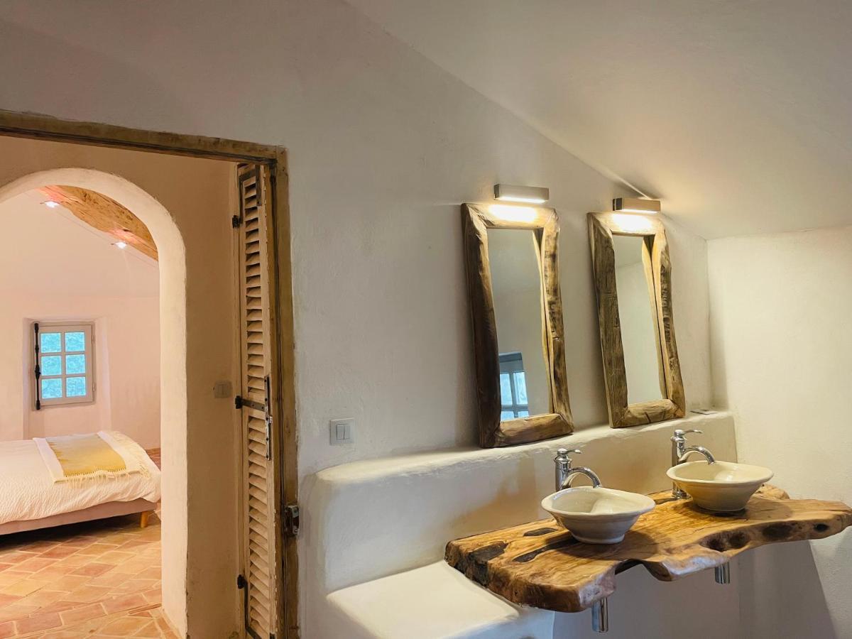 Hotel La Bastide à Saint-Julien  Extérieur photo