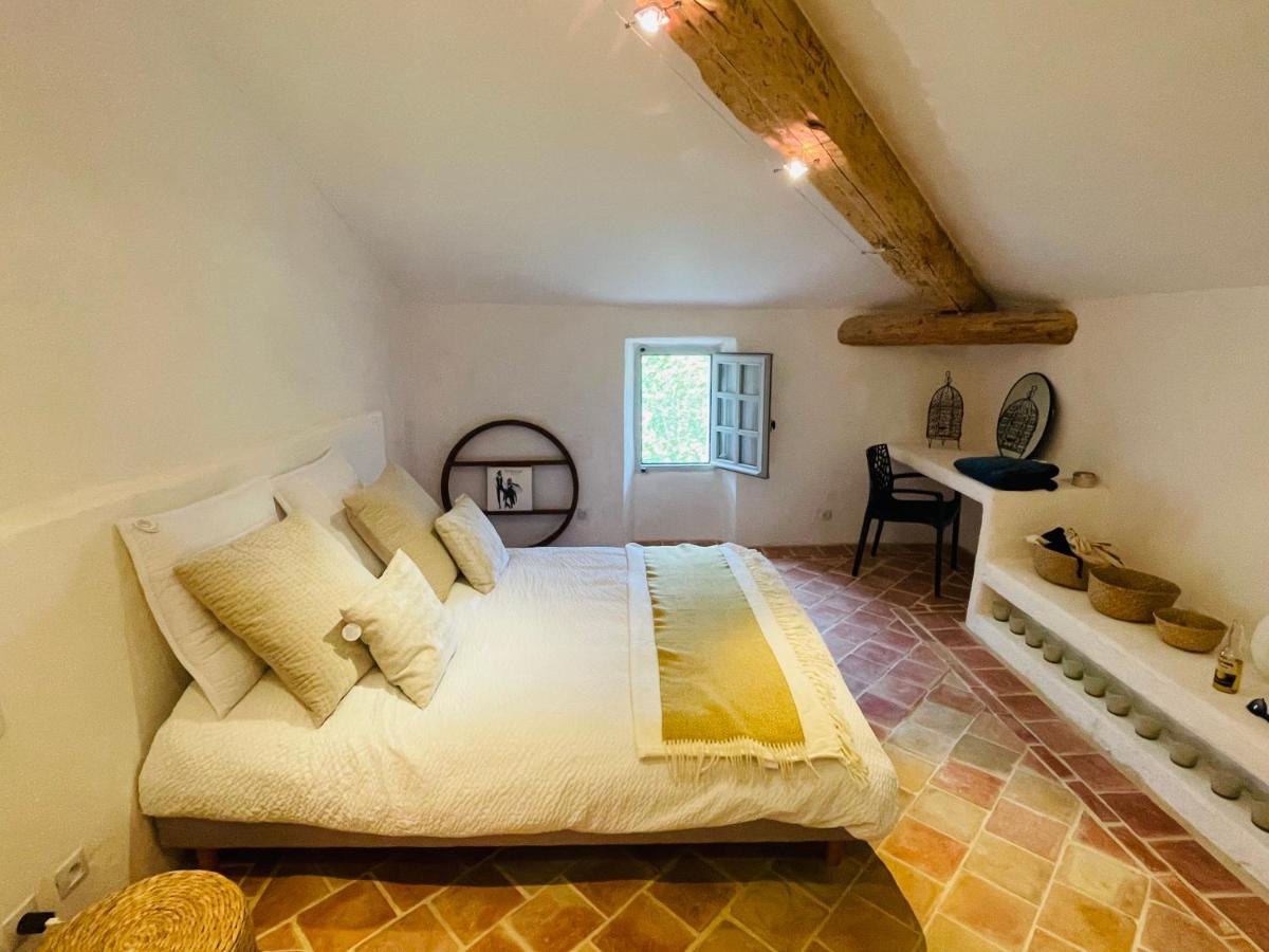 Hotel La Bastide à Saint-Julien  Extérieur photo