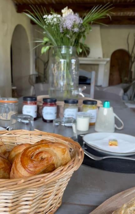 Hotel La Bastide à Saint-Julien  Extérieur photo