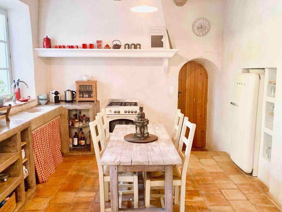 Hotel La Bastide à Saint-Julien  Extérieur photo