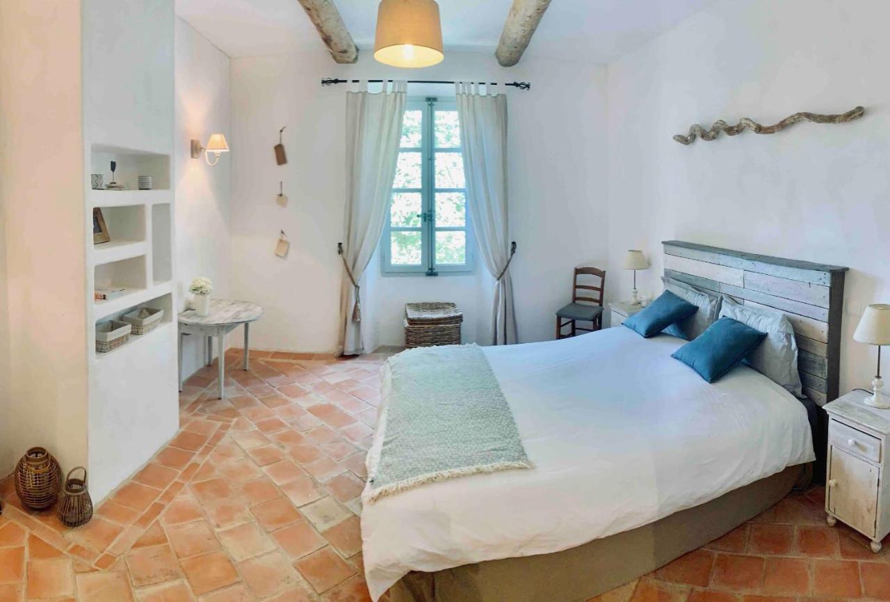 Hotel La Bastide à Saint-Julien  Extérieur photo